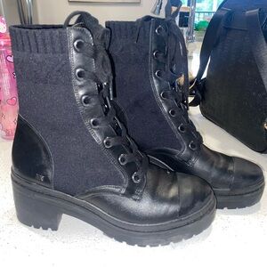 Micheal Kors boots